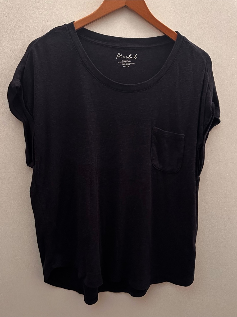 Essentials Marled Black Tee with Crewneck